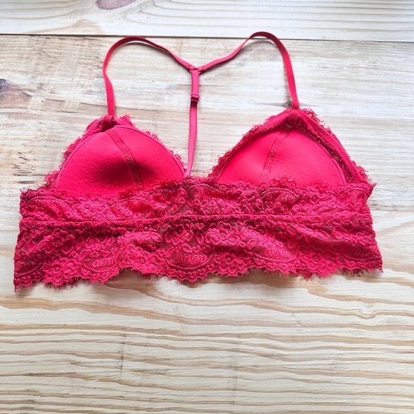 Aerie Red eyelash lace bralette size small - Picture 3 of 6